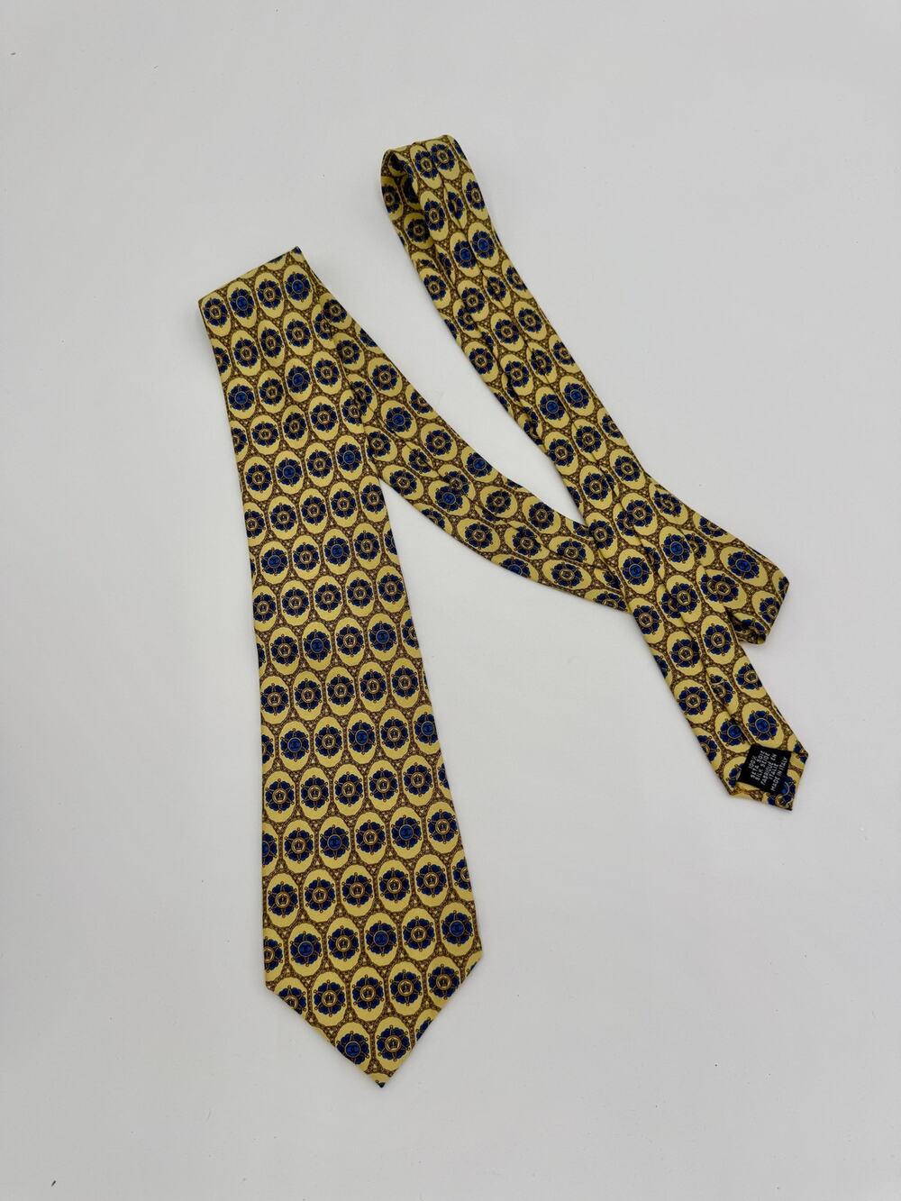 vintage Chanel 100% silk necktie